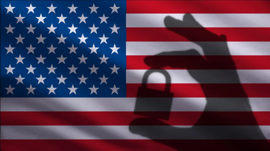 DeFi遇上监管如何配合制裁？区块链面临合规性挑战-第1张图片-腾赚网