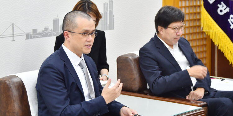 釜山政府与币安、 FTX和火币签MoU！遭韩国金融当局反对监管优待-第1张图片-比特派